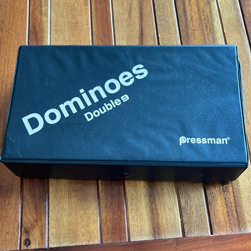 Pressman Dominos Double 9. Vintage. Complete set with vinyl case.​